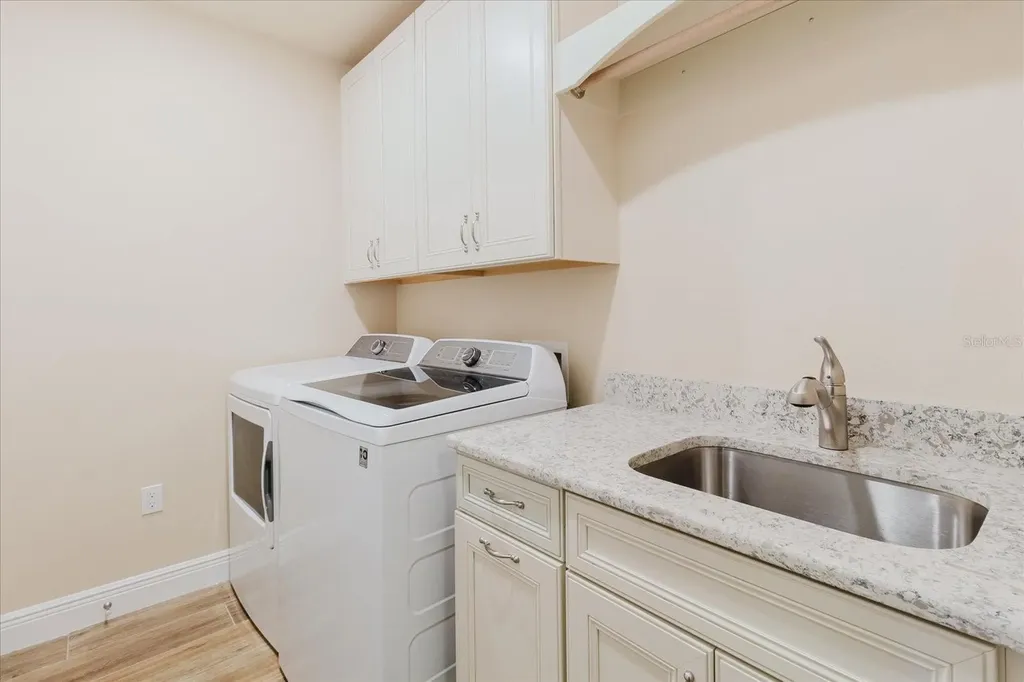 501 Tamiami Trail N Venice FL 34285