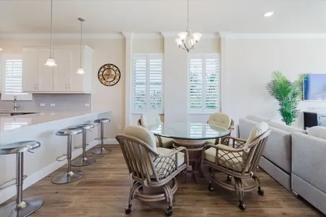 501 Tamiami Trail N Venice FL 34285