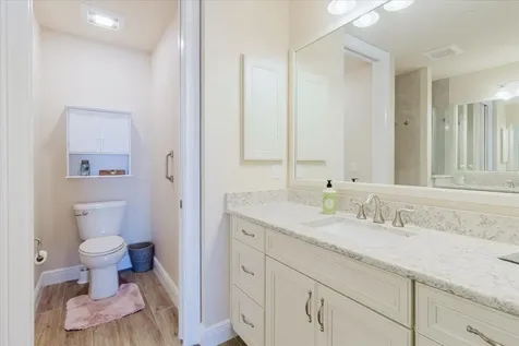 501 Tamiami Trail N Venice FL 34285
