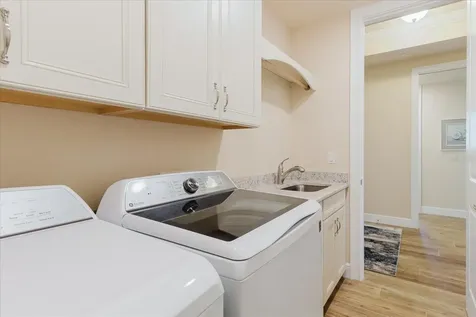 501 Tamiami Trail N Venice FL 34285