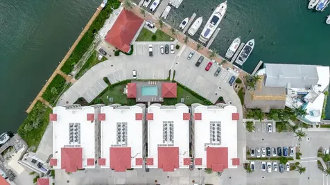 501 Tamiami Trail N Venice FL 34285