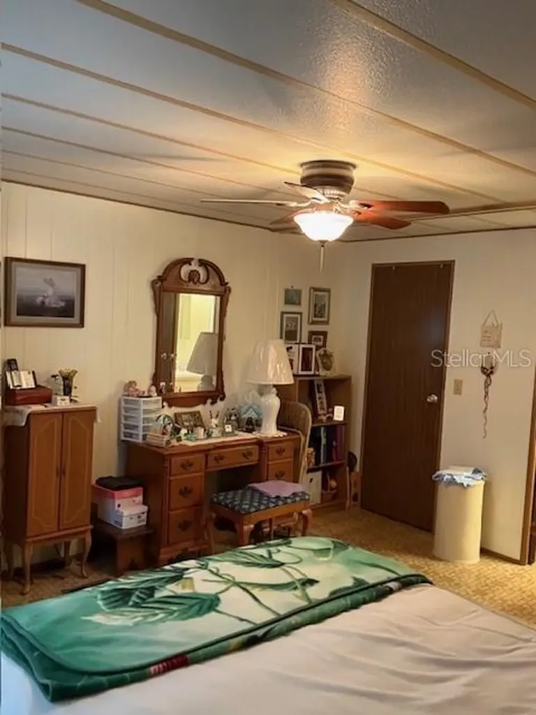 8466 Dickens Avenue Brooksville FL 34613