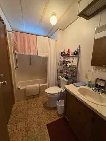 8466 Dickens Avenue Brooksville FL 34613