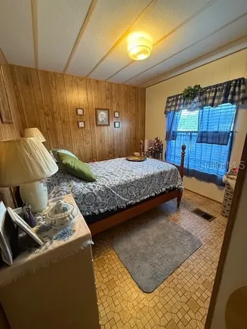 8466 Dickens Avenue Brooksville FL 34613