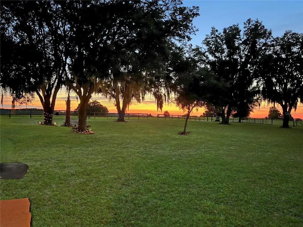 12651 SE County Road 337 Dunnellon FL 34431