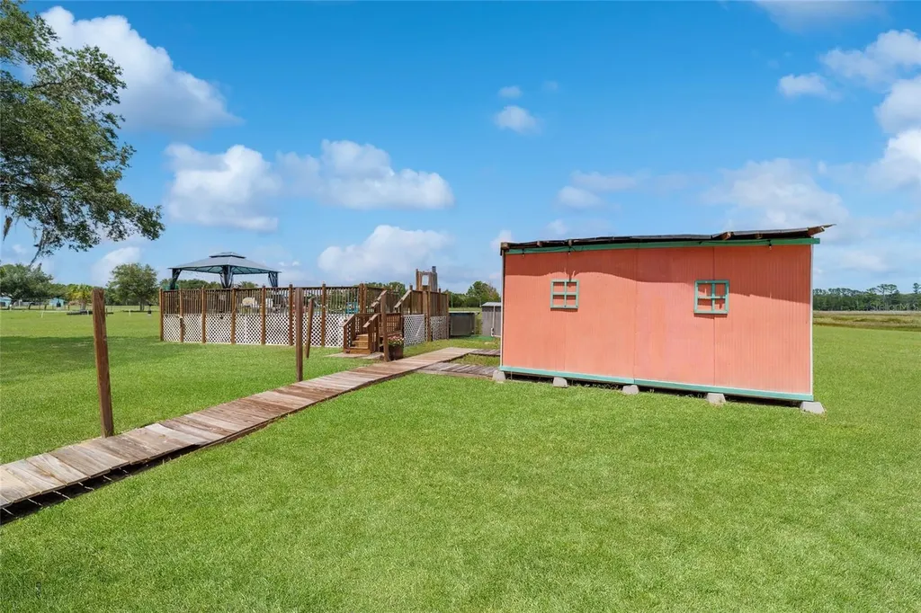 12651 SE County Road 337 Dunnellon FL 34431