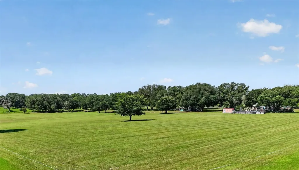 12651 SE County Road 337 Dunnellon FL 34431