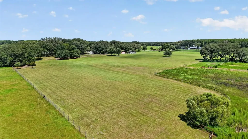 12651 SE County Road 337 Dunnellon FL 34431
