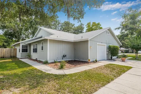 4532 Cedarwood Village Drive Tampa FL 33624