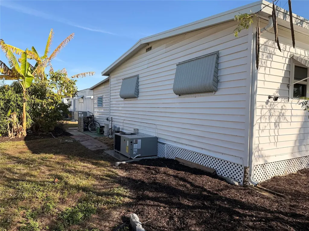 5402 Chateau Lane Bradenton FL 34207