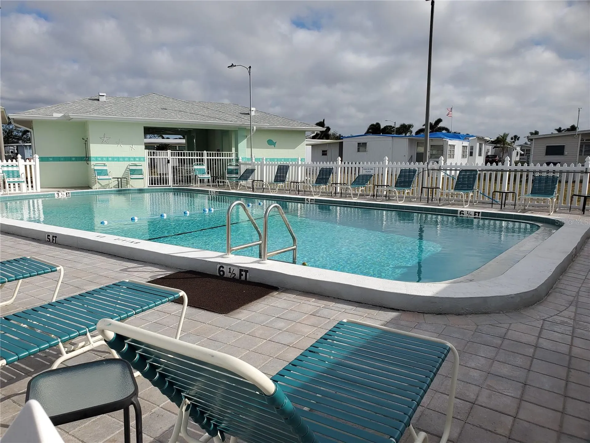 5402 Chateau Lane Bradenton FL 34207
