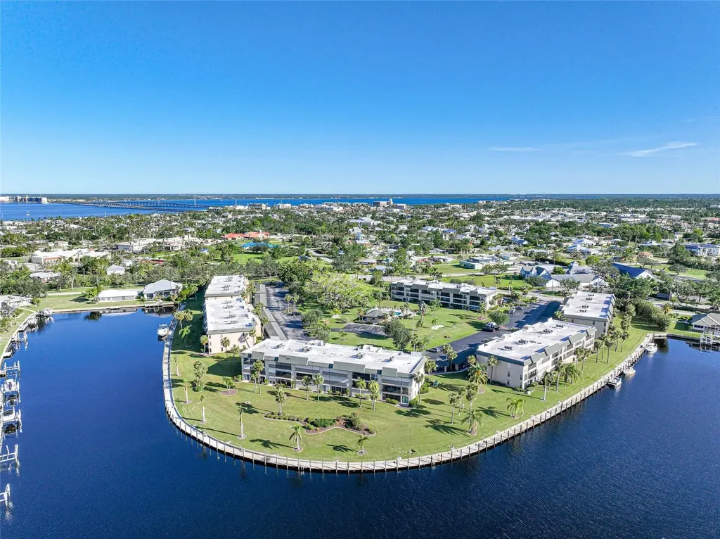 601 Shreve Street Punta Gorda FL 33950