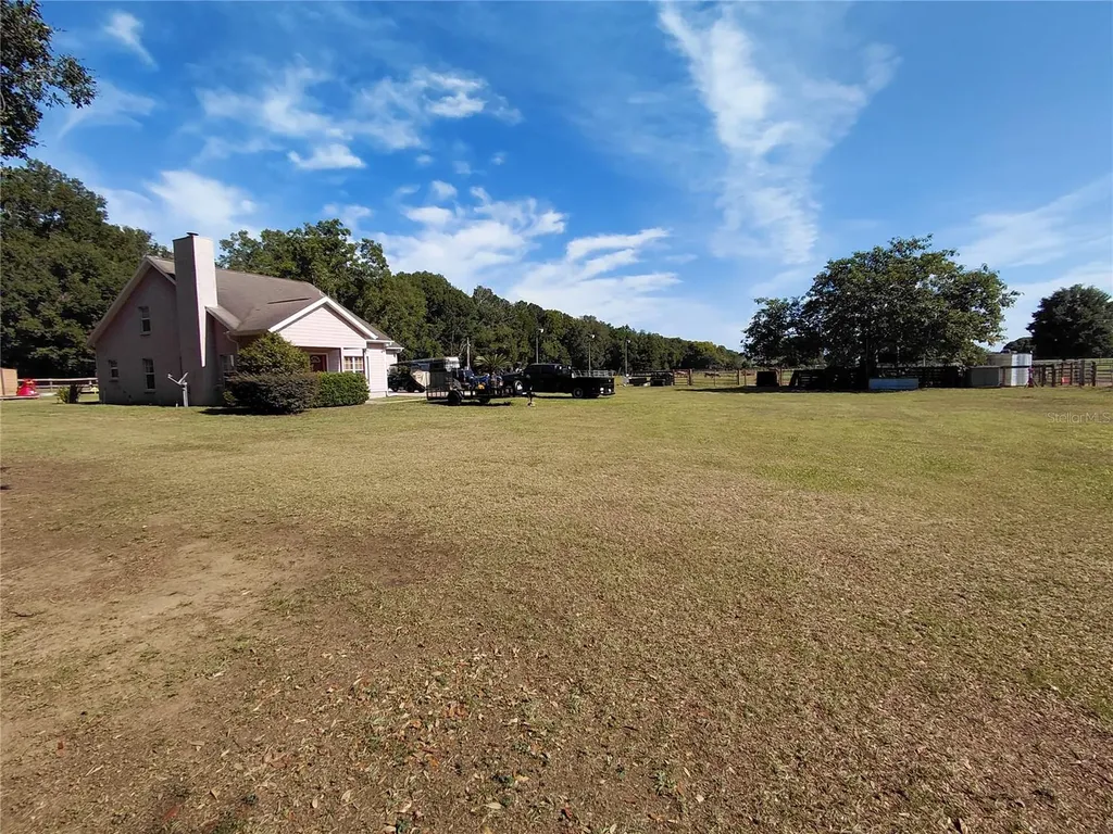 33 Pine Trace Course Ocala FL 34472