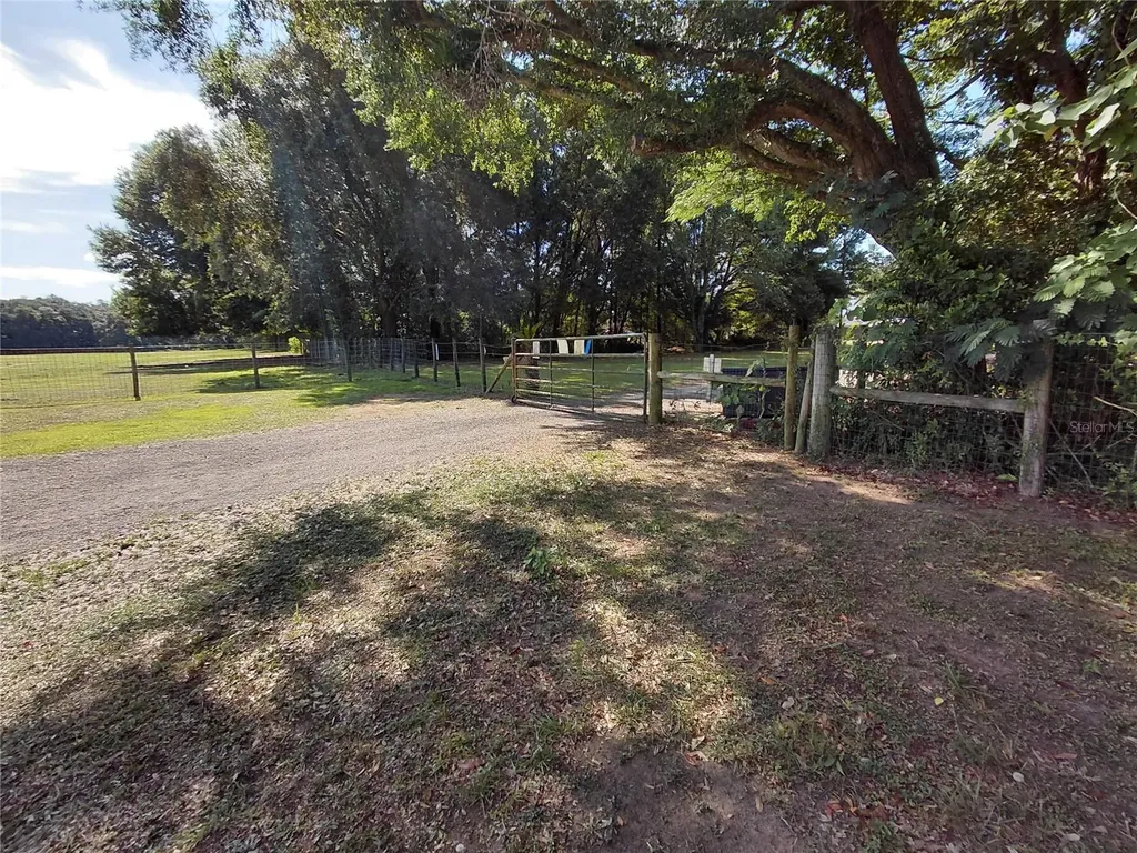 33 Pine Trace Course Ocala FL 34472