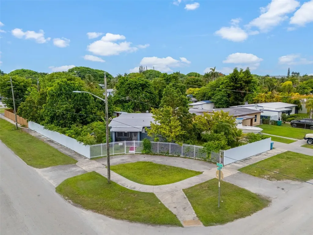 601 NE 12th Street Homestead FL 33030