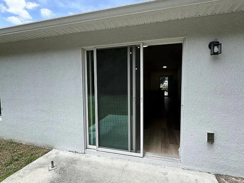 1737 N Lakewood Avenue Ocoee FL 34761
