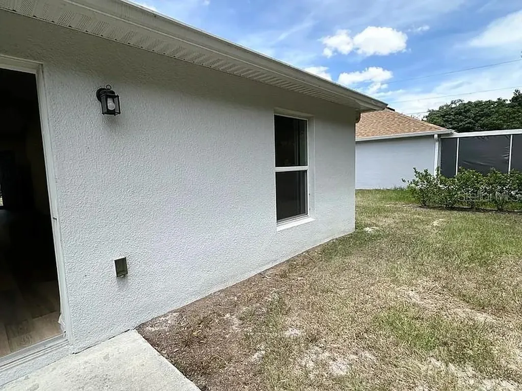 1737 N Lakewood Avenue Ocoee FL 34761
