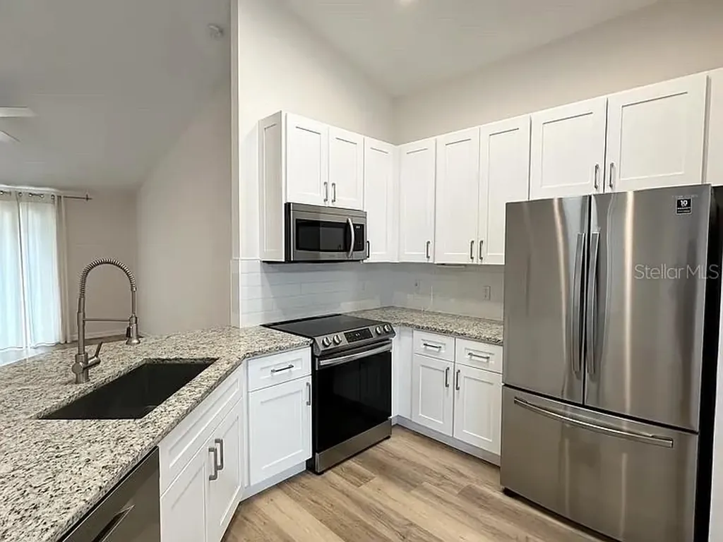 1737 N Lakewood Avenue Ocoee FL 34761