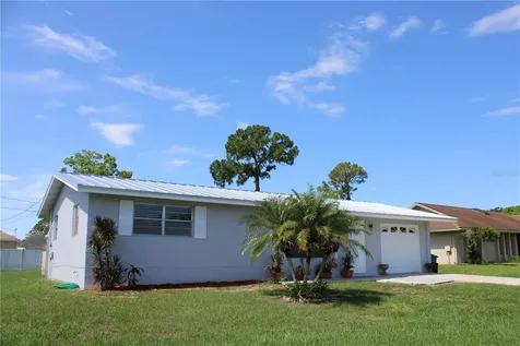 140 SE Duxbury Avenue Port St Lucie FL 34983
