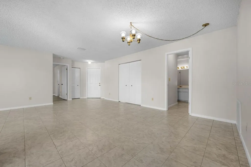 39 Lake Forest Place Palm Coast FL 32137