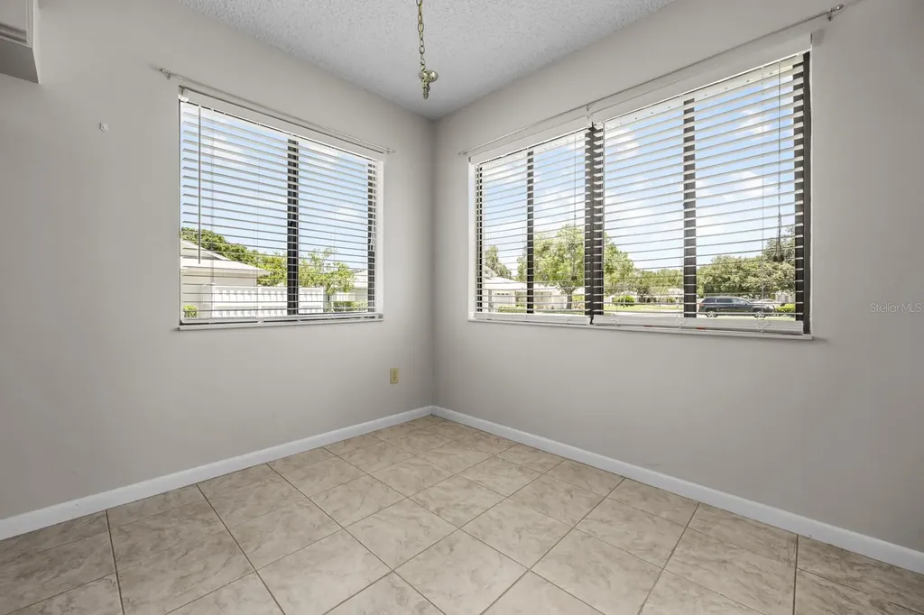 39 Lake Forest Place Palm Coast FL 32137