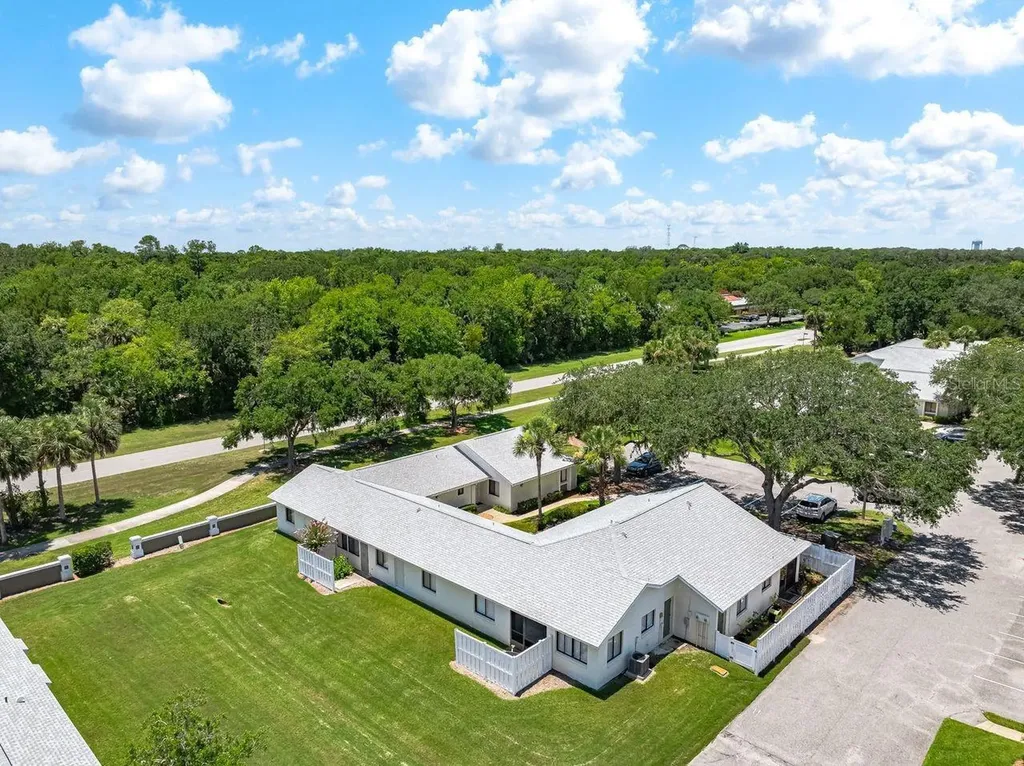 39 Lake Forest Place Palm Coast FL 32137