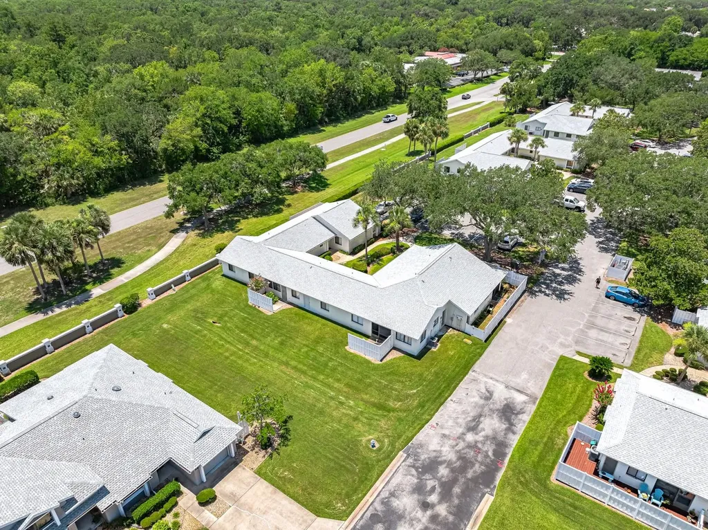39 Lake Forest Place Palm Coast FL 32137