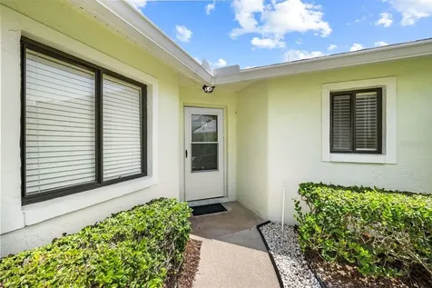 39 Lake Forest Place Palm Coast FL 32137
