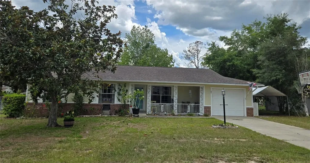 37 Oak Loop Ocala FL 34472