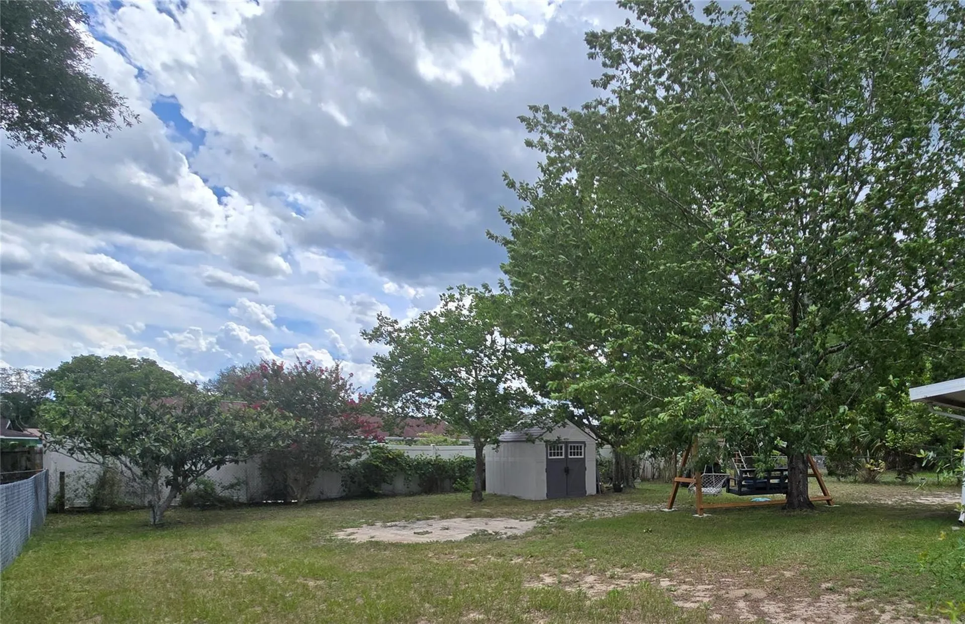 37 Oak Loop Ocala FL 34472