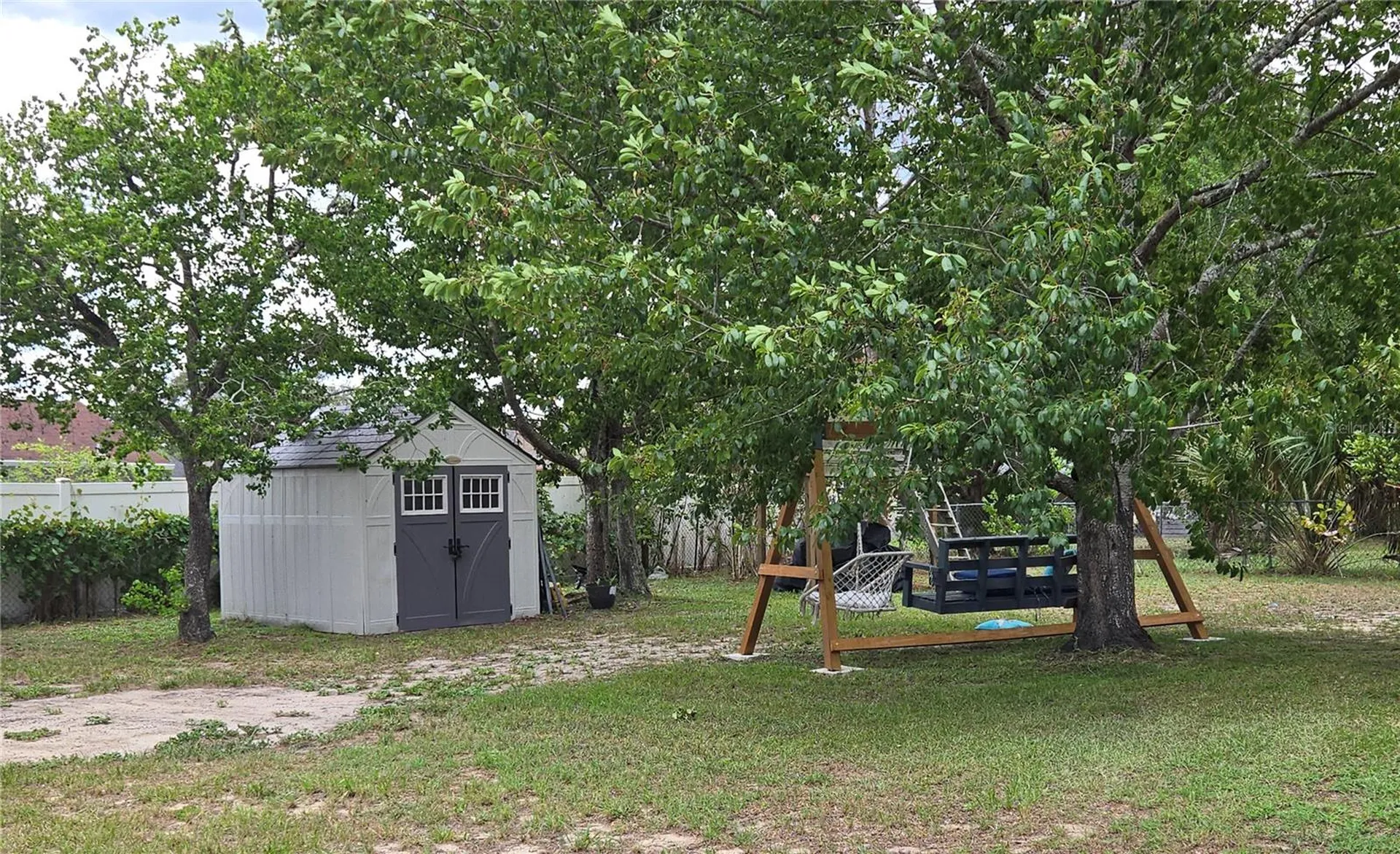 37 Oak Loop Ocala FL 34472