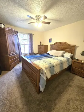 37 Oak Loop Ocala FL 34472