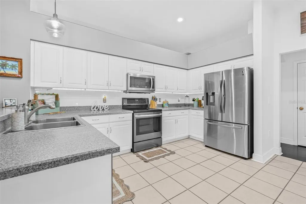 34811 Arbor Green Place Zephyrhills FL 33541