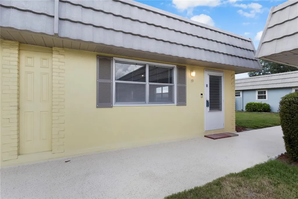 201 Bedford Street Sun City Center FL 33573