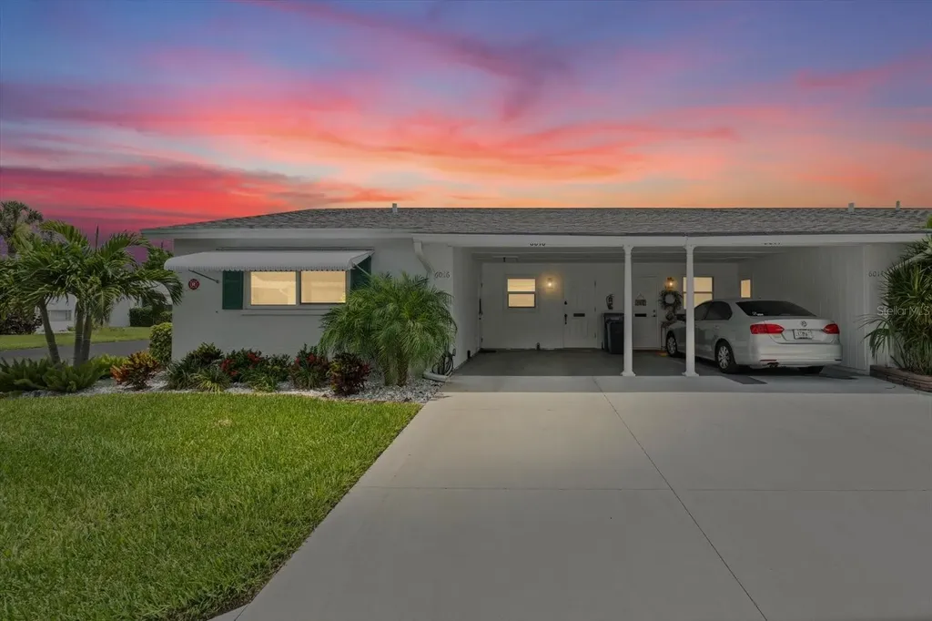 6016 Hibiscus Drive Bradenton FL 34207