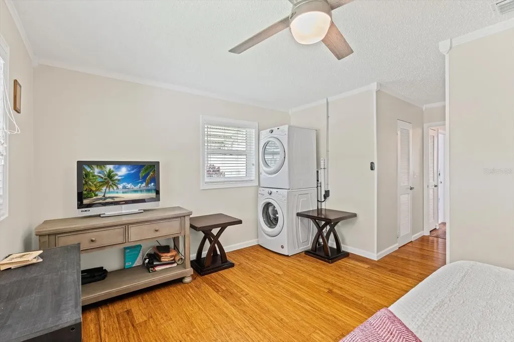 6016 Hibiscus Drive Bradenton FL 34207