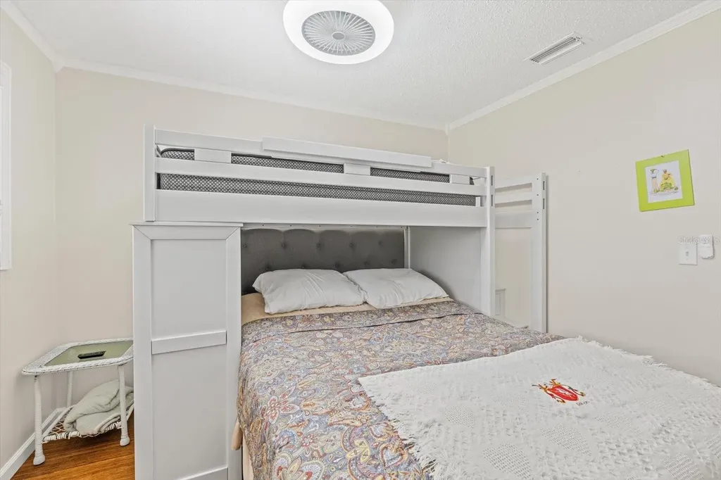 6016 Hibiscus Drive Bradenton FL 34207