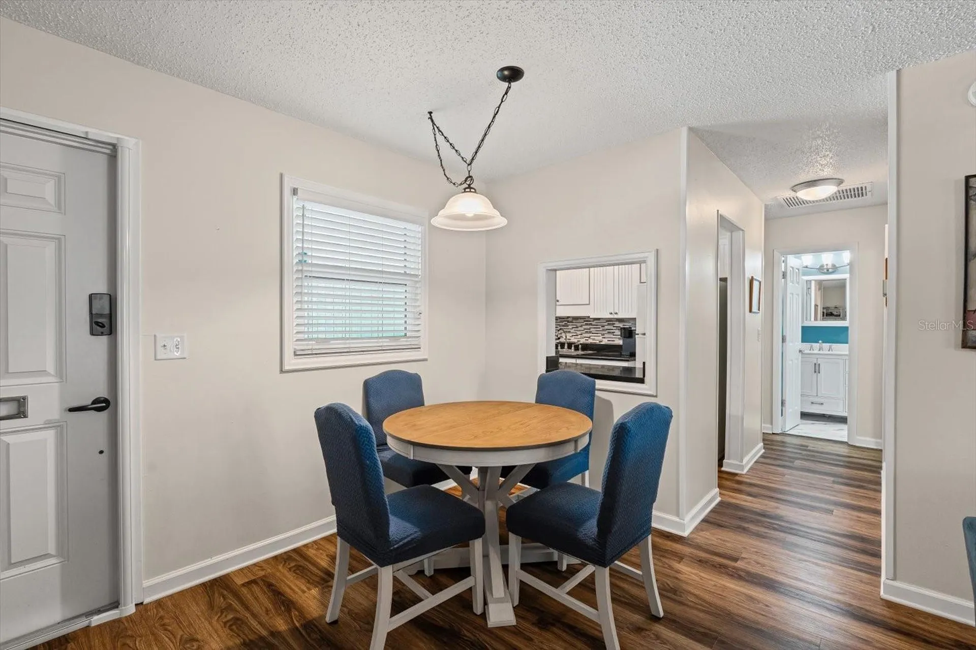 6016 Hibiscus Drive Bradenton FL 34207