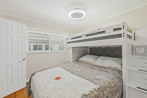 6016 Hibiscus Drive Bradenton FL 34207