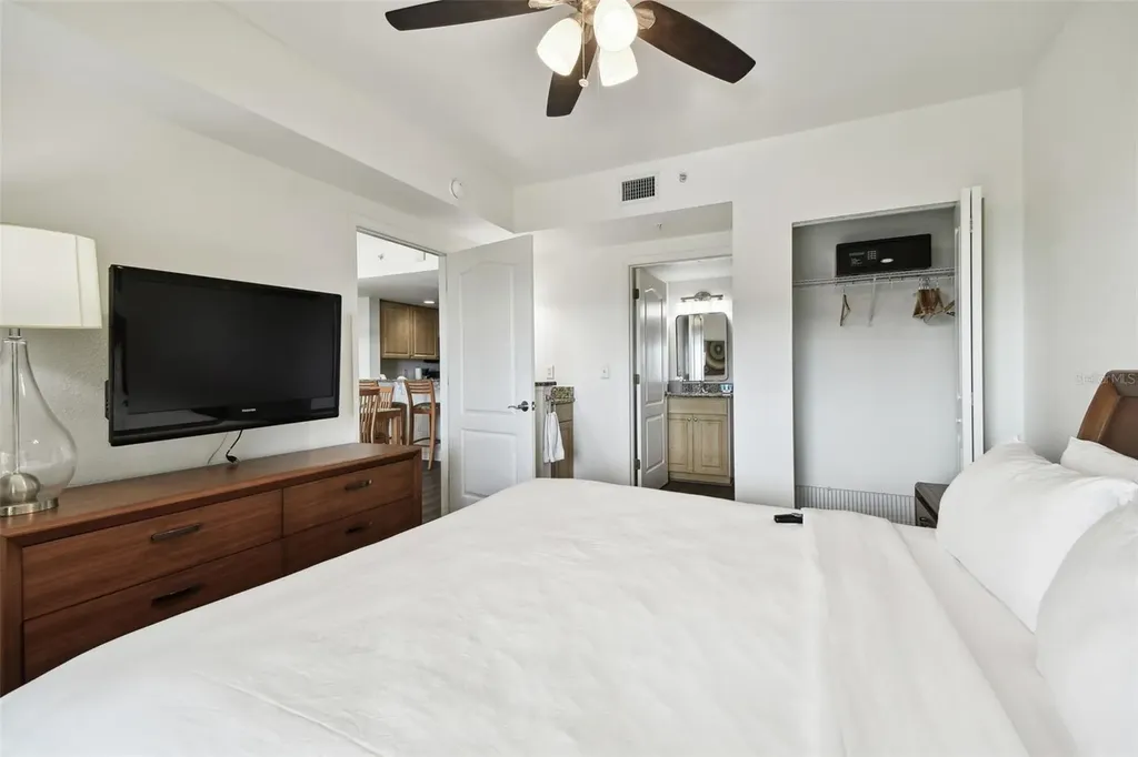 11605 Gulf Boulevard Treasure Island FL 33706