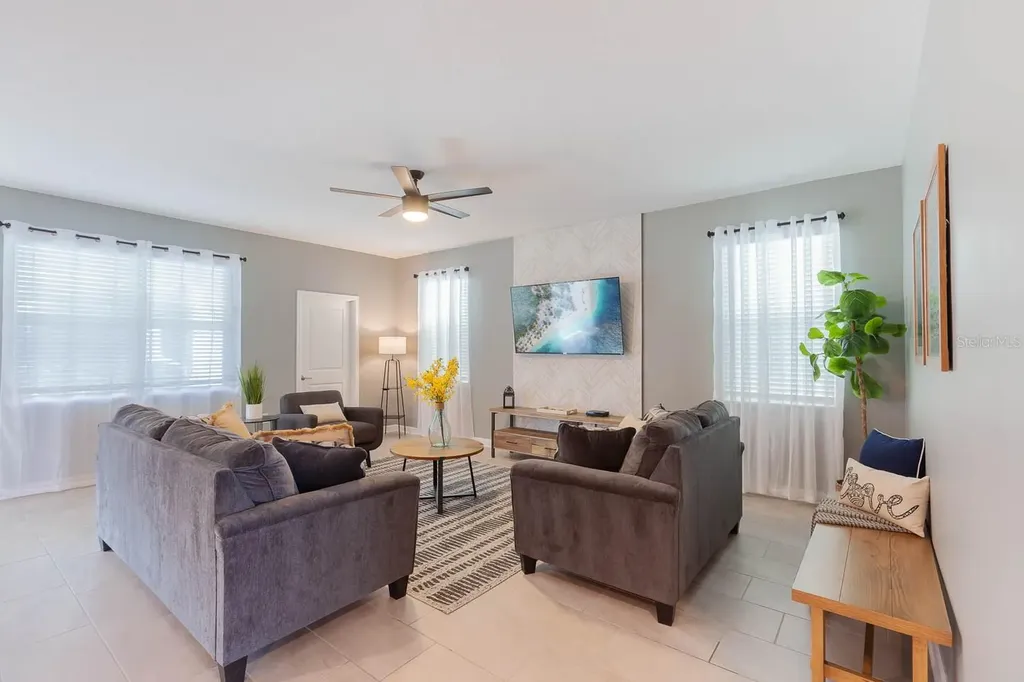 2850 Bookmark Drive Kissimmee FL 34746