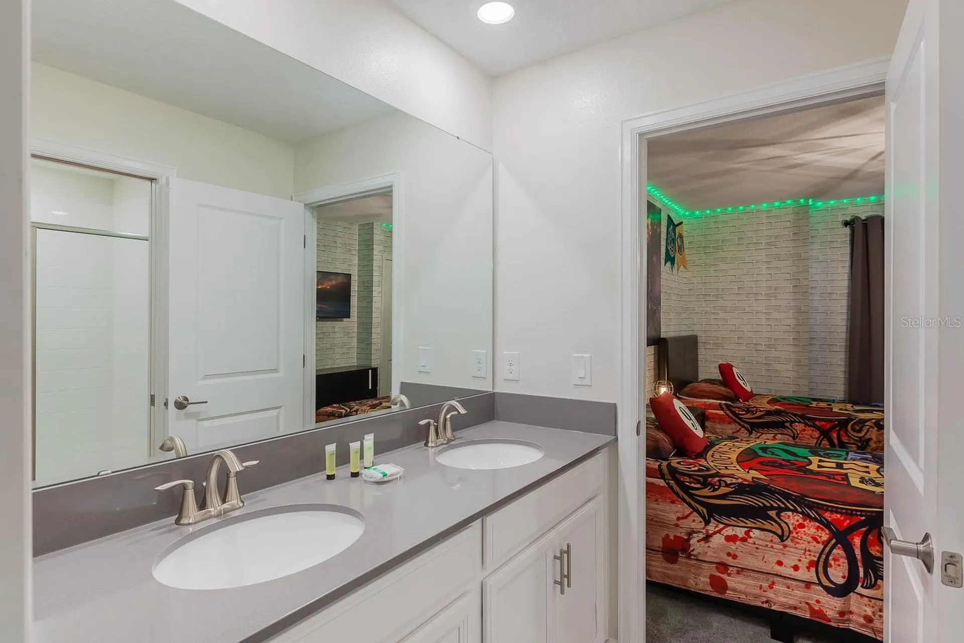 2850 Bookmark Drive Kissimmee FL 34746