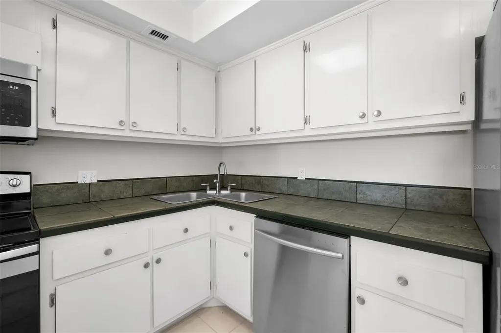800 S Gulfview Boulevard Clearwater FL 33767