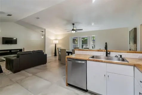 3222 SW 27th Street Gainesville FL 32608