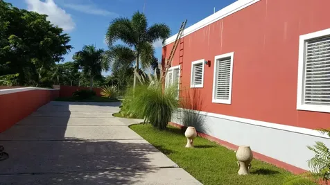 181 Street Urb. Kennedy Hills Trujillo Alto PR 00976