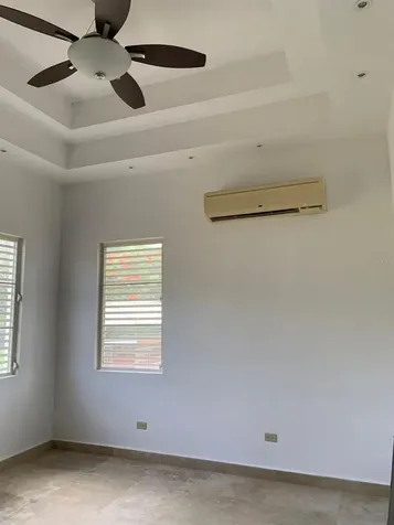 181 Street Urb. Kennedy Hills Trujillo Alto PR 00976