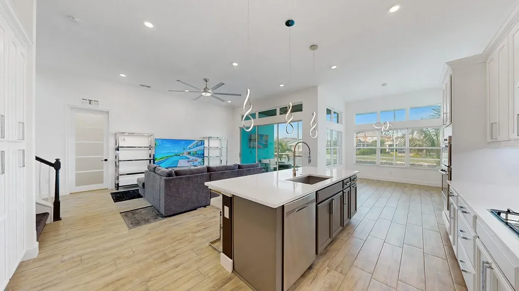 5307 Wishing Arch Drive Apollo Beach FL 33572