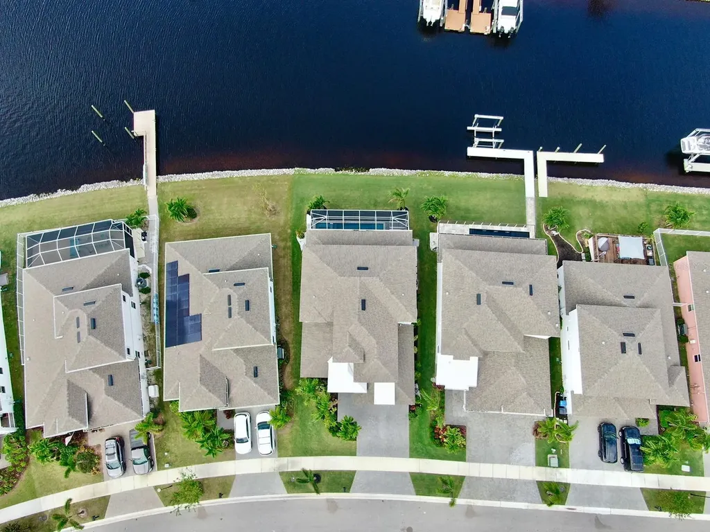 5307 Wishing Arch Drive Apollo Beach FL 33572