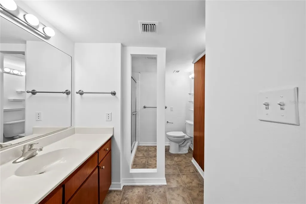 201 W Laurel Street Tampa FL 33602