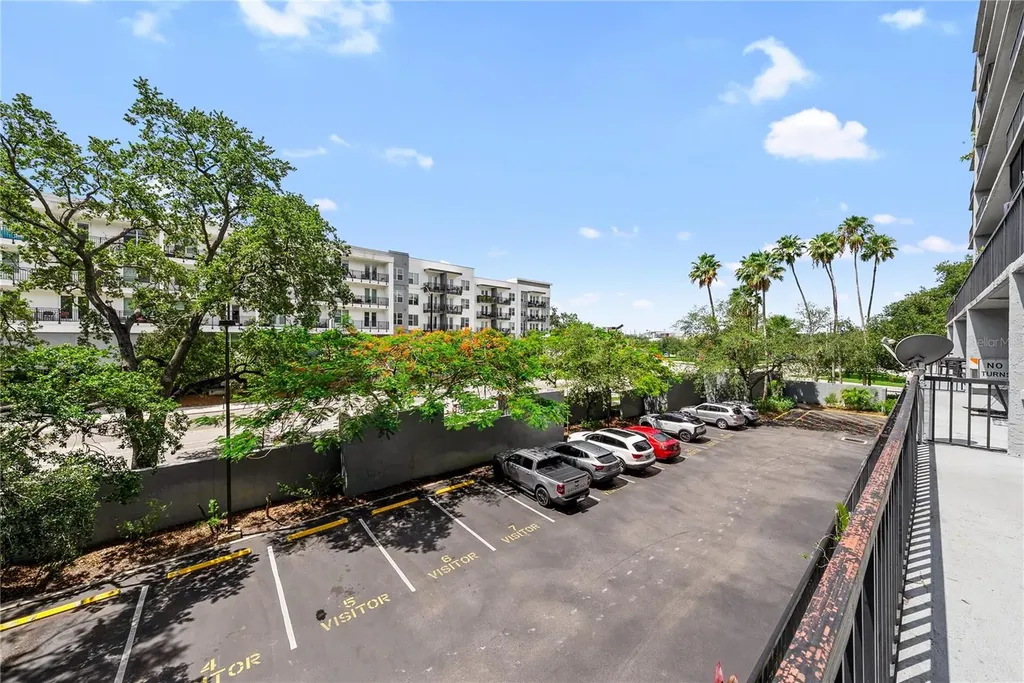 201 W Laurel Street Tampa FL 33602